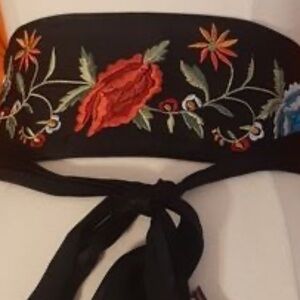 Johnny Was Black Belt with Floral Embroidery 100% silk. Open size. Length 90”